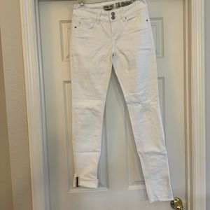 Forever 21 white jean!